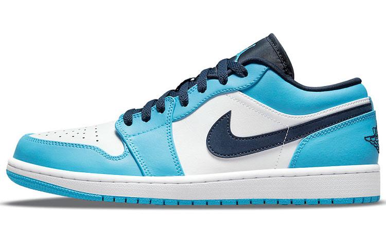 

Кеды унисекс Jordan Air Jordan 1 low unc голубые 40.5 EU, Голубой, Air Jordan 1 low unc