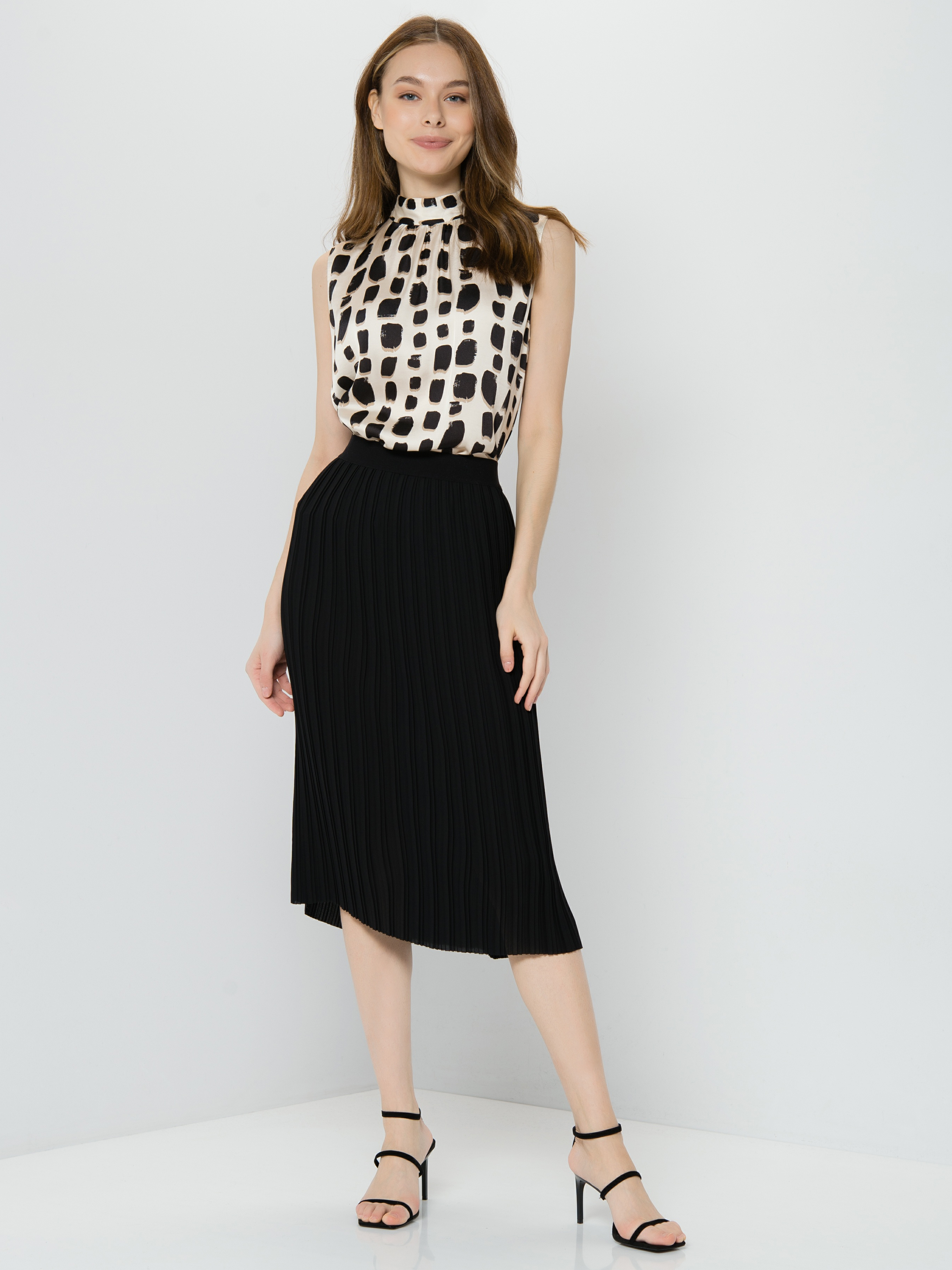 

Юбка женская TAIFUN by GERRY WEBER 110015-11122-1100 черная 48, 110015-11122-1100