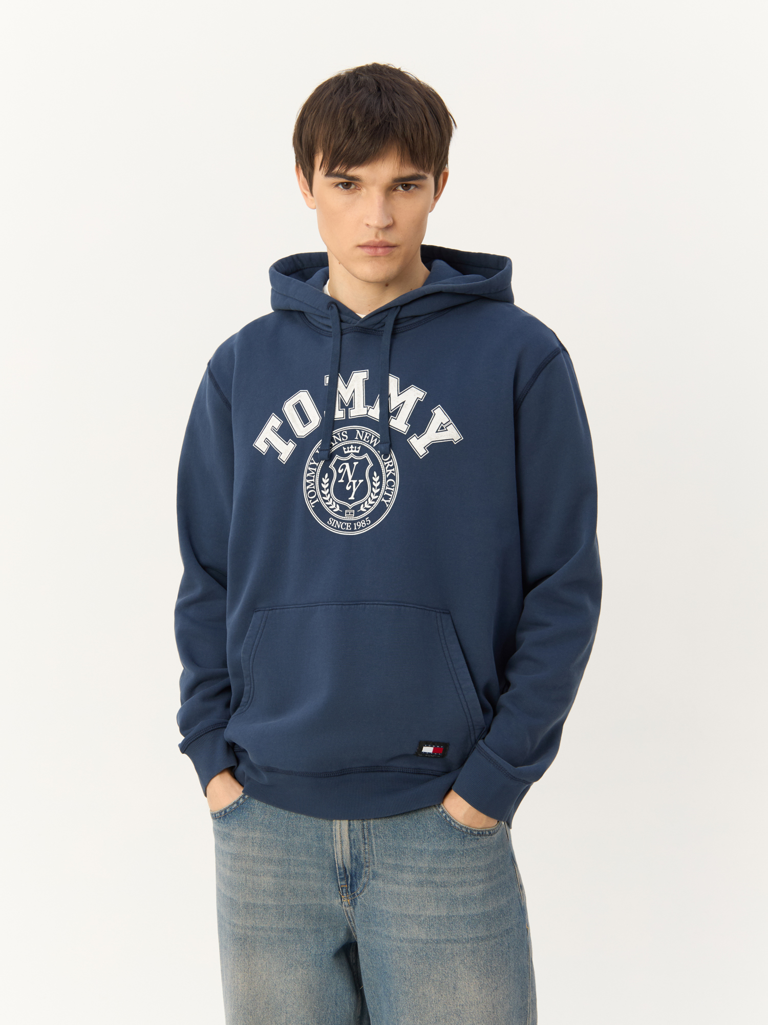 Худи мужское Tommy Jeans DM0DM19235 синее L 14590₽