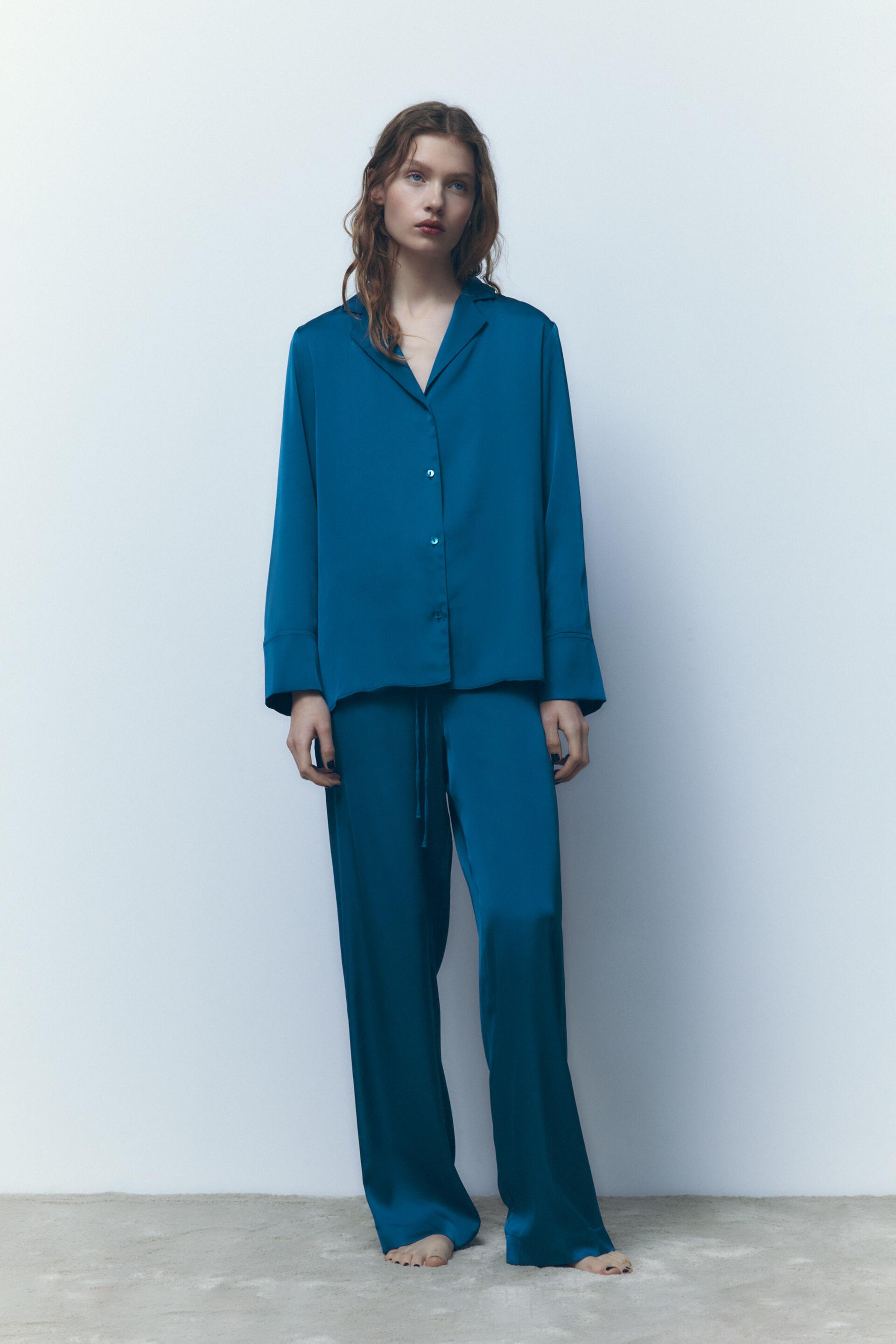 

Рубашка женская ZARA 00264714 голубая M, 00264714