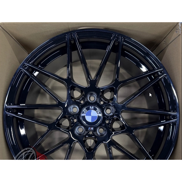 

Колесный диск AY 173 9.5x19/5x120 D72.6 ET40