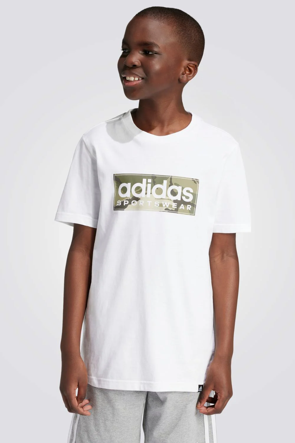 

Футболка Adidas для девочек, IW1372, чёрная 001A, размер 158, Белый, B CamoLin T