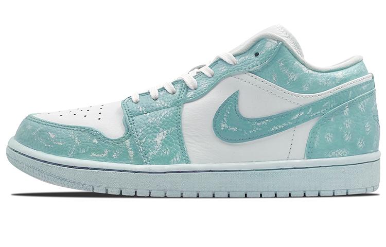 

Кеды унисекс Jordan Air Jordan 1 Low голубые 37.5 EU, Голубой, Air Jordan 1 Low