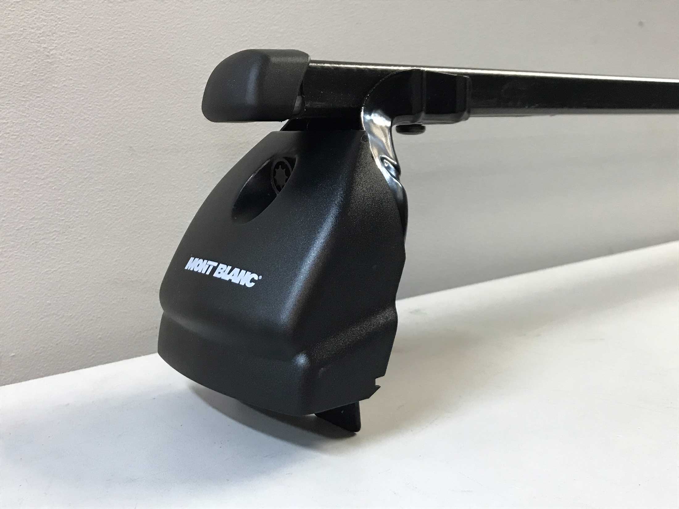 

Багажник MontBlanc на прямоугольных дугах для Ford Fiesta 5-дв. хетчбэк (1990-2002)