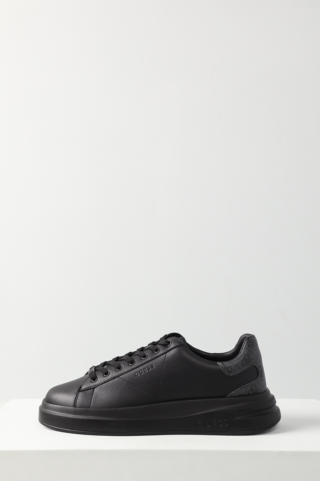 

Кеды мужские Guess FMPVIB LEA12 черные 45 EU, Черный, FMPVIB LEA12