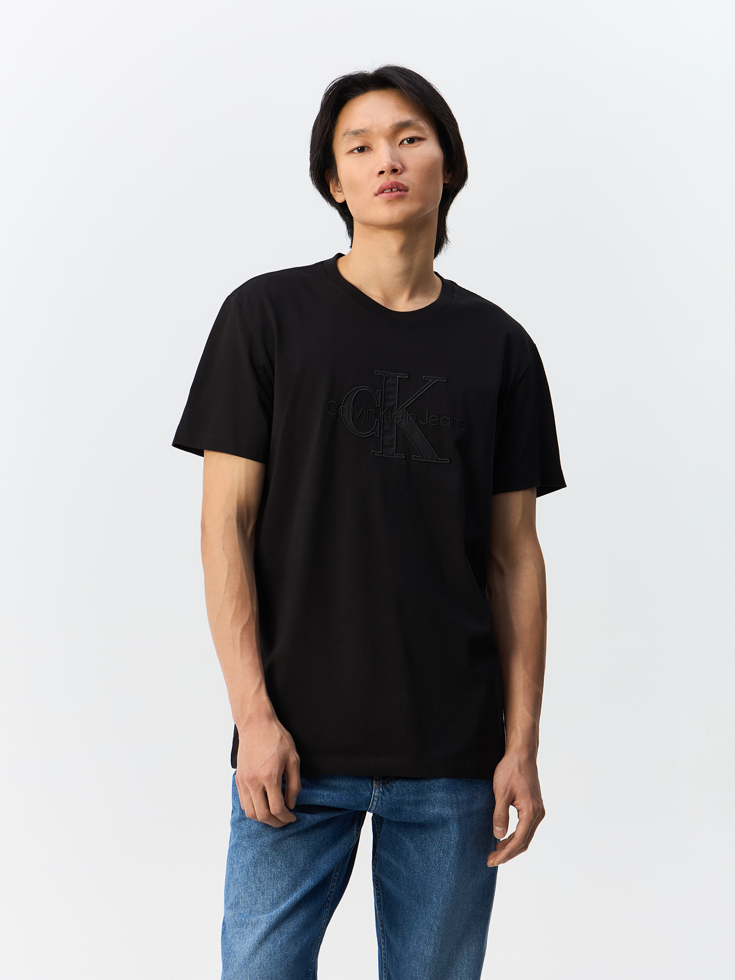

Футболка мужская Calvin Klein Jeans J30J325916 черная XL, Черный, J30J325916