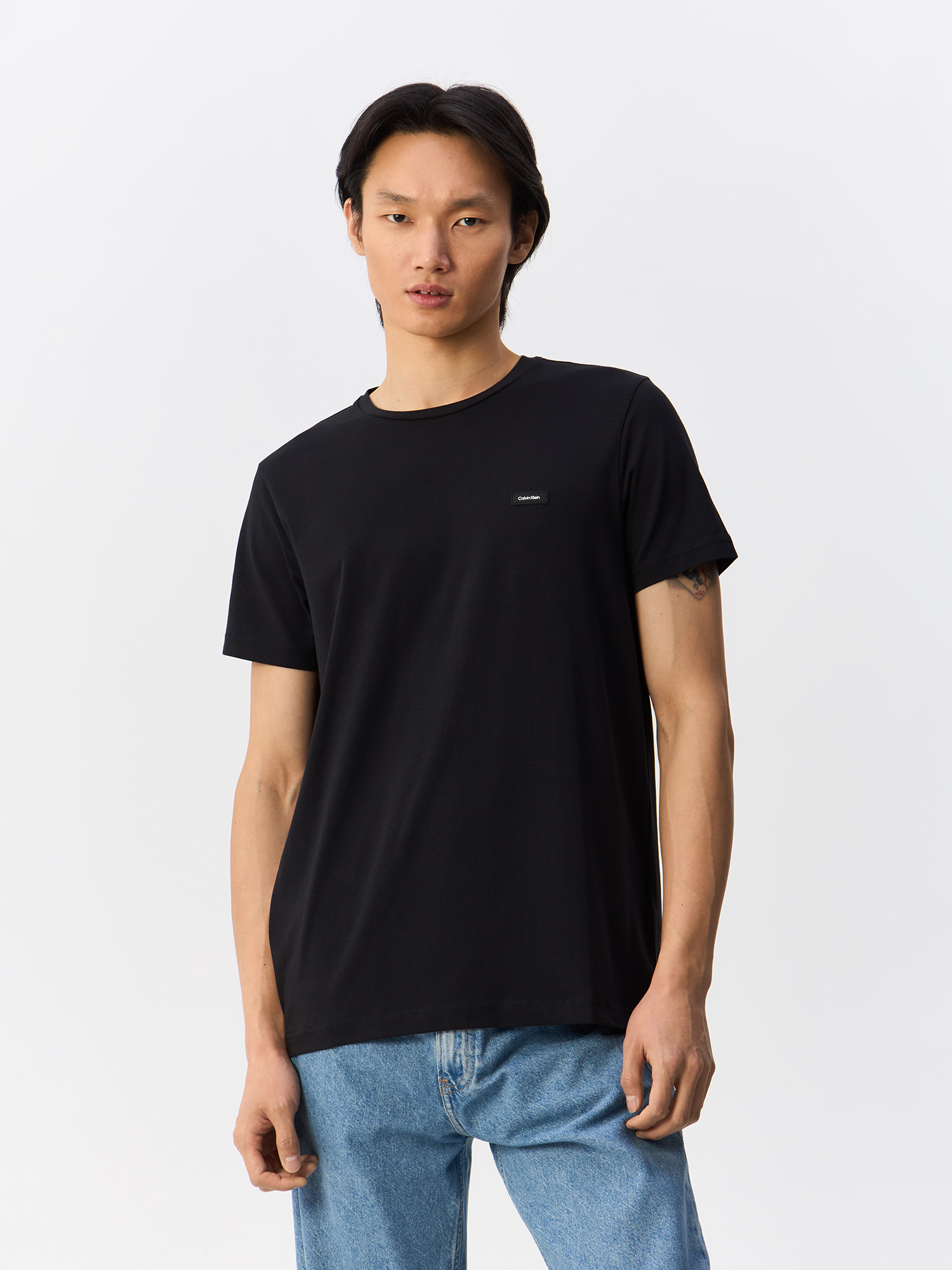 

Футболка мужская Calvin Klein K10K112724 черная L, Черный, K10K112724