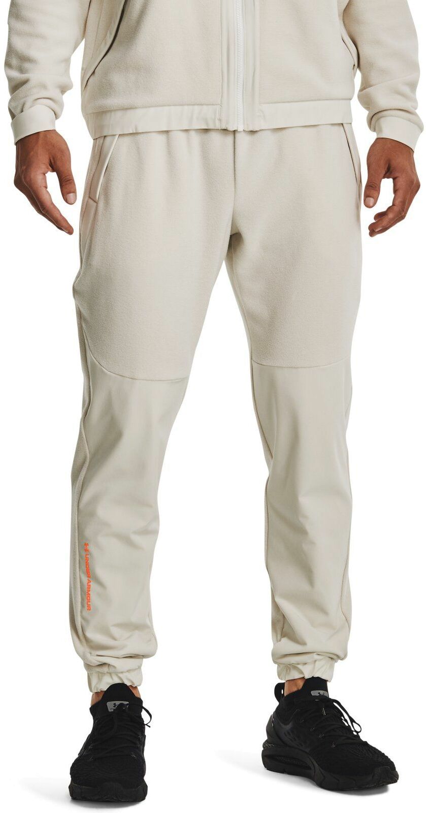

Спортивные брюки мужские Under Armour 1366179 бежевые SM, Бежевый, 1366179