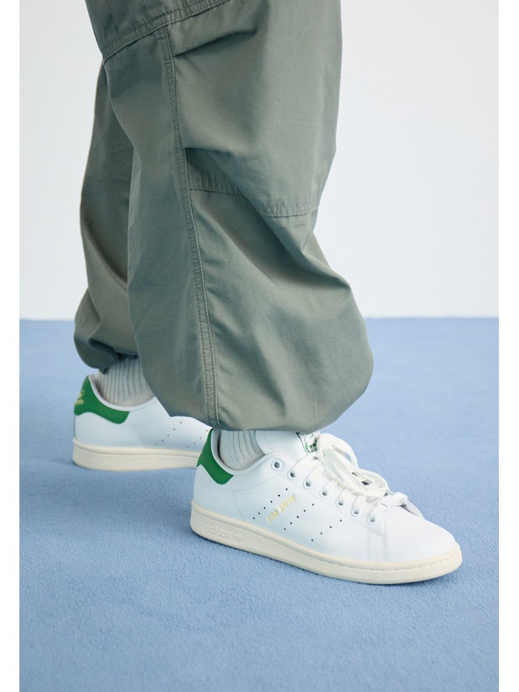 

Кеды женские Adidas Originals AD111A2IU белые 38 EU, Белый, AD111A2IU