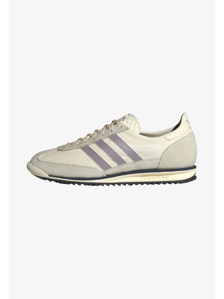 

Кроссовки женские Adidas Originals AD111A2KS зеленые 35.5 EU, Зеленый, AD111A2KS