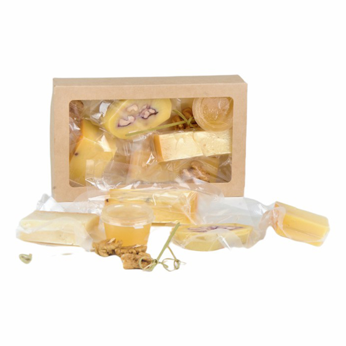 

Сырная тарелка малая с медом и грецким орехом 250 г