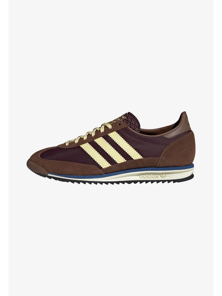 

Кроссовки женские Adidas Originals AD111A2KS коричневые 40 2/3 EU, Коричневый, AD111A2KS