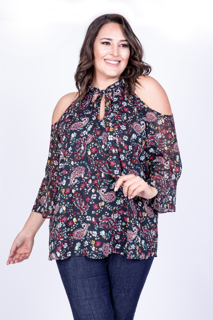 

Блуза женская My Line Moda 682 черная 46 RU (товары доставляются из-за рубежа), 682