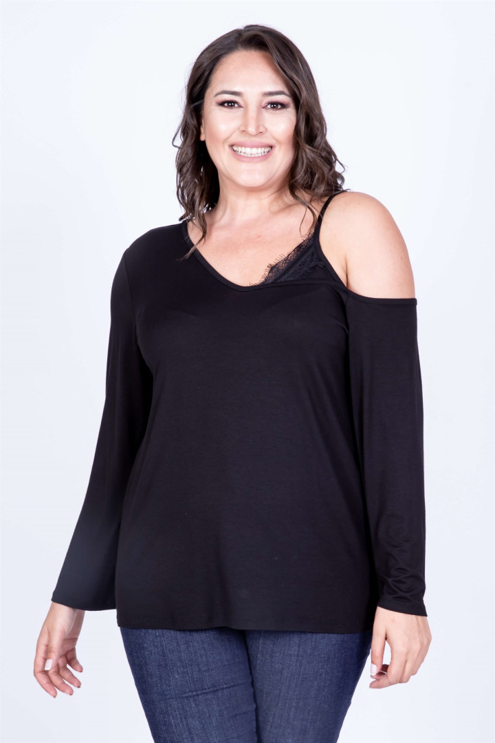 

Блуза женская My Line Moda 700 черная 2XL (товары доставляются из-за рубежа), 700