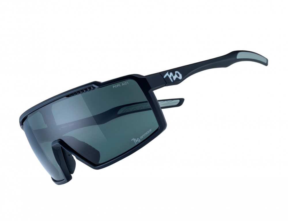 Спортивные солнцезащитные очки унисекс 720armour A-Fei matte black/polarized smoke