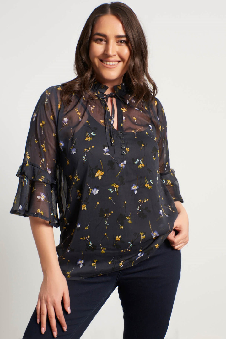 

Блуза женская My Line Moda 1221 синяя 44 RU (товары доставляются из-за рубежа), 1221