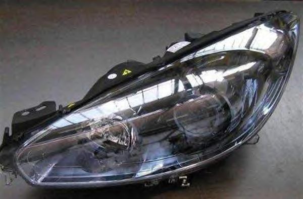 

Фара передняя Magneti Marelli 712470401129