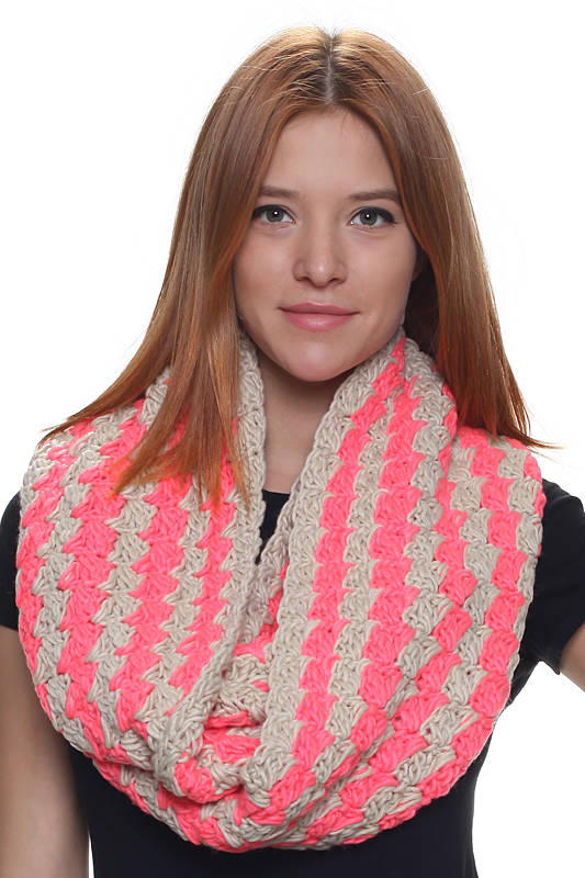 

Снуд женский Message 2_381_699 розовый, 140х30 см, 2_381_699