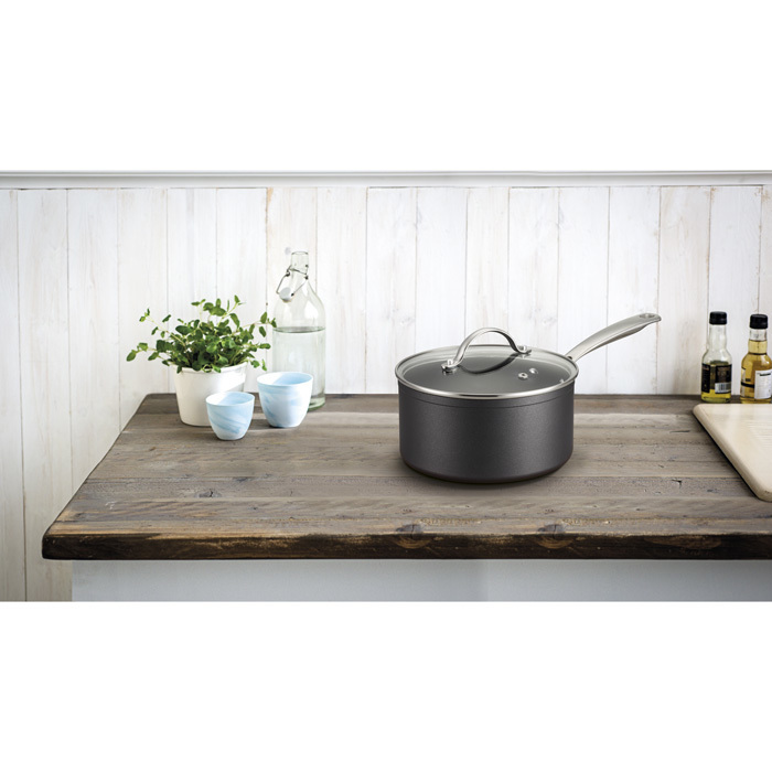 

Brabantia Ковш с крышкой 2 л (18 см) CHROME