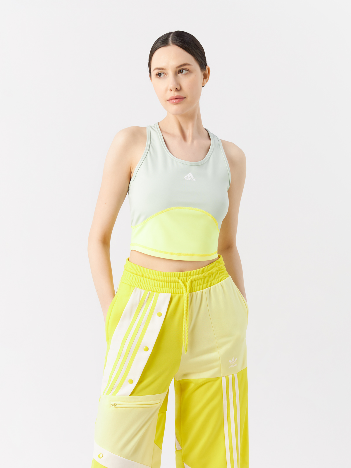 Топ женский Adidas Aeroready Train HIIT Crop Tanktop HM3896 разноцветный M