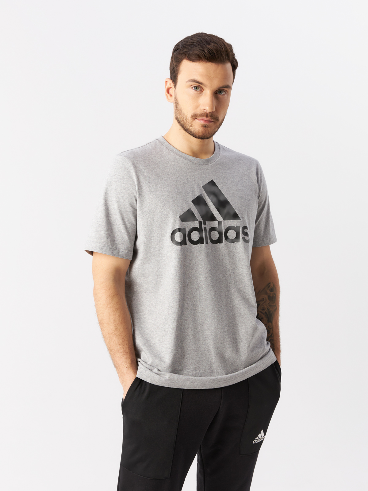 

Футболка мужская Adidas Essentials Camo Print HL6931 серая 2XL, Серый, Essentials Camo Print