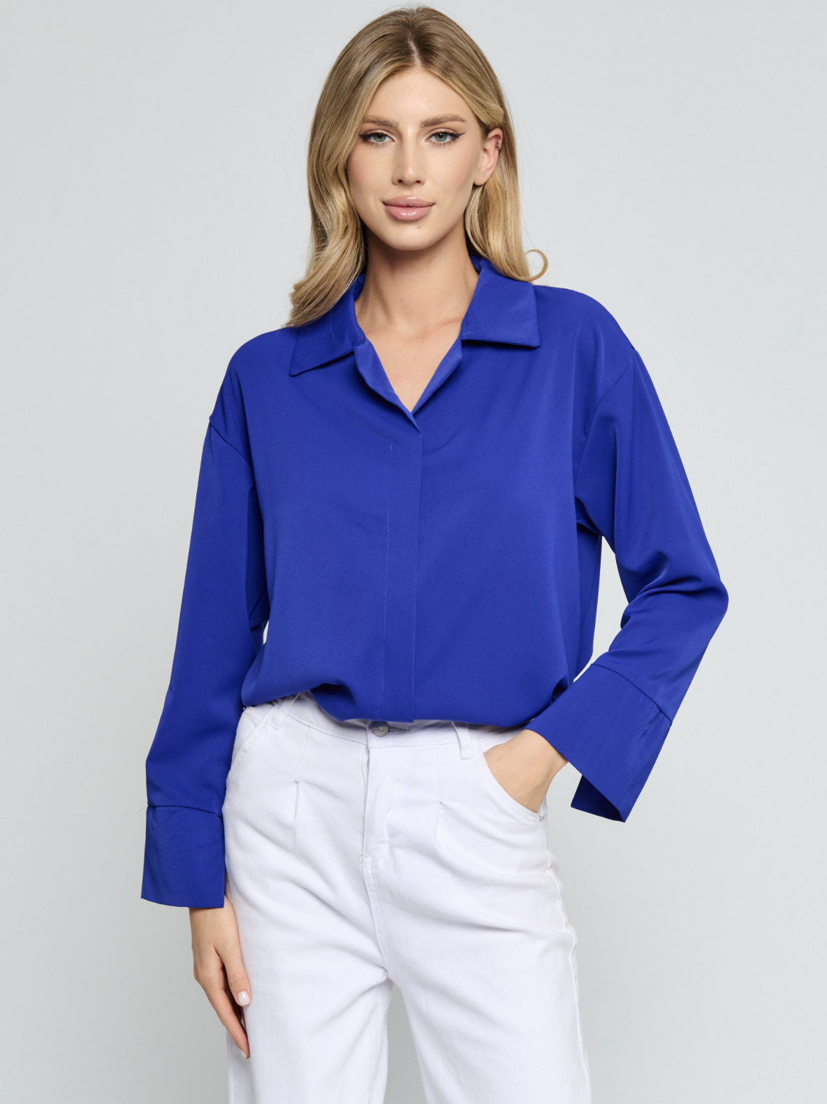 Блуза женская Wellmarts классическая синяя 42 RU