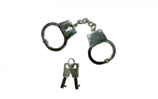 

Брелок унисекс Калашников Cuffs серебристый, Cuffs