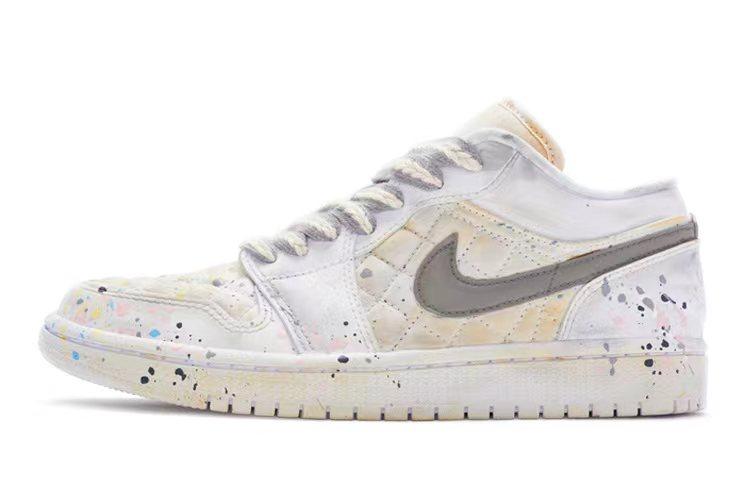 

Кеды унисекс Jordan Air Jordan 1 Low бежевые 40.5 EU, Бежевый, Air Jordan 1 Low