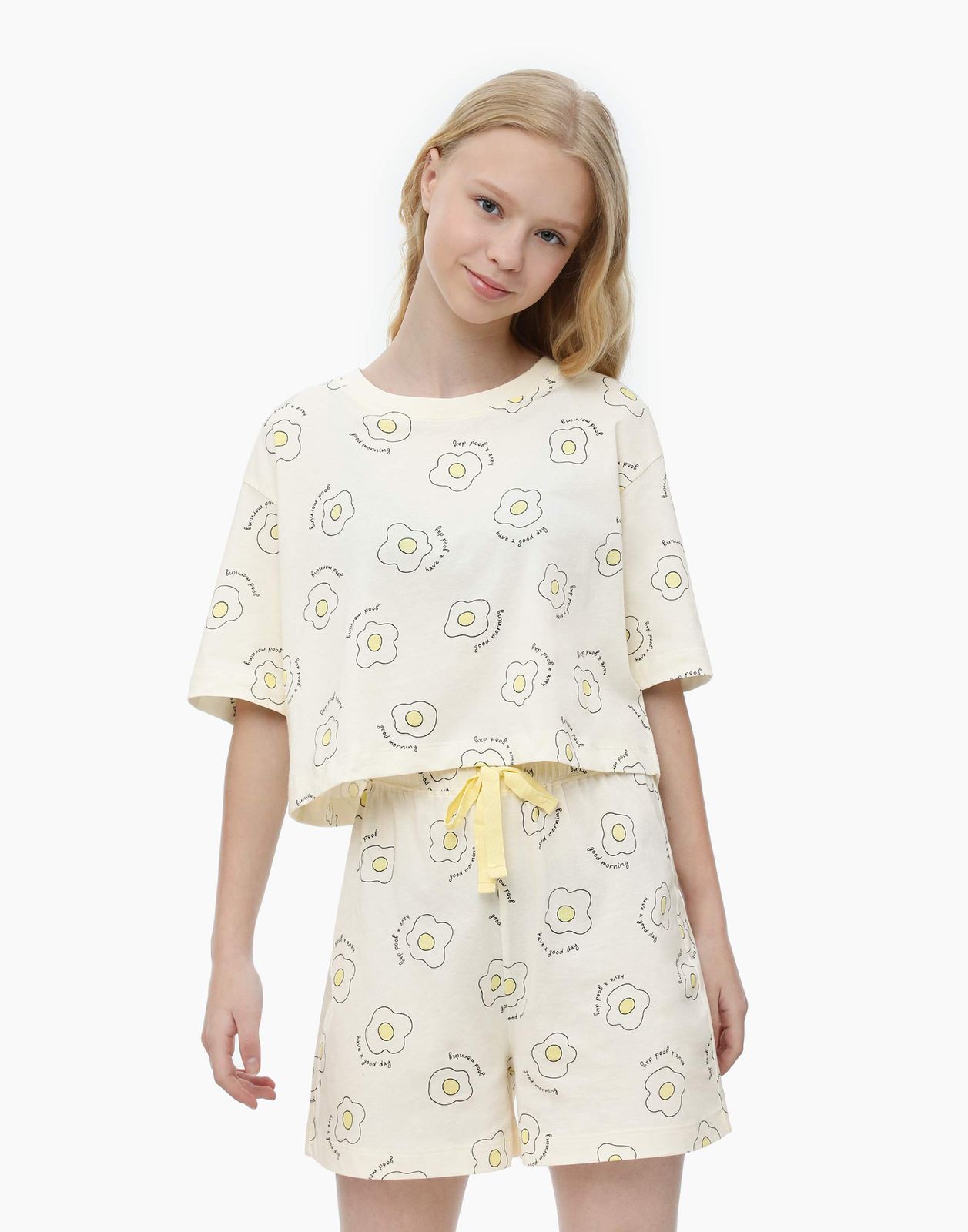Пижама oversize с принтом для девочки Gloria Jeans GSL001365 молочный 12-14л/164