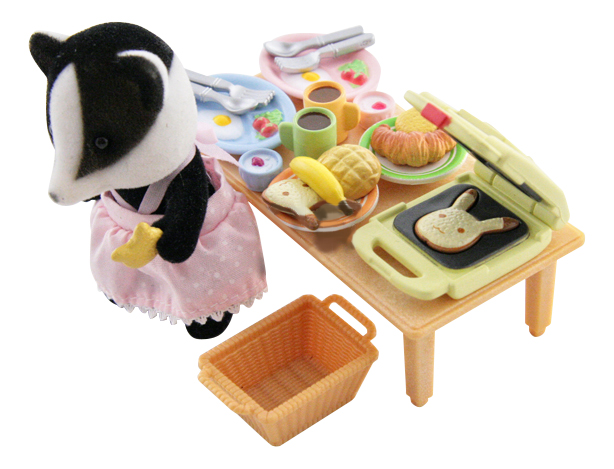 

Игровой набор Sylvanian Families Завтрак, Завтрак