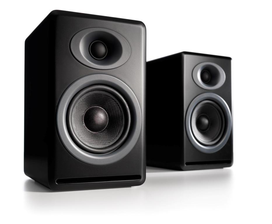 фото Акустическая система audioengine p4 black