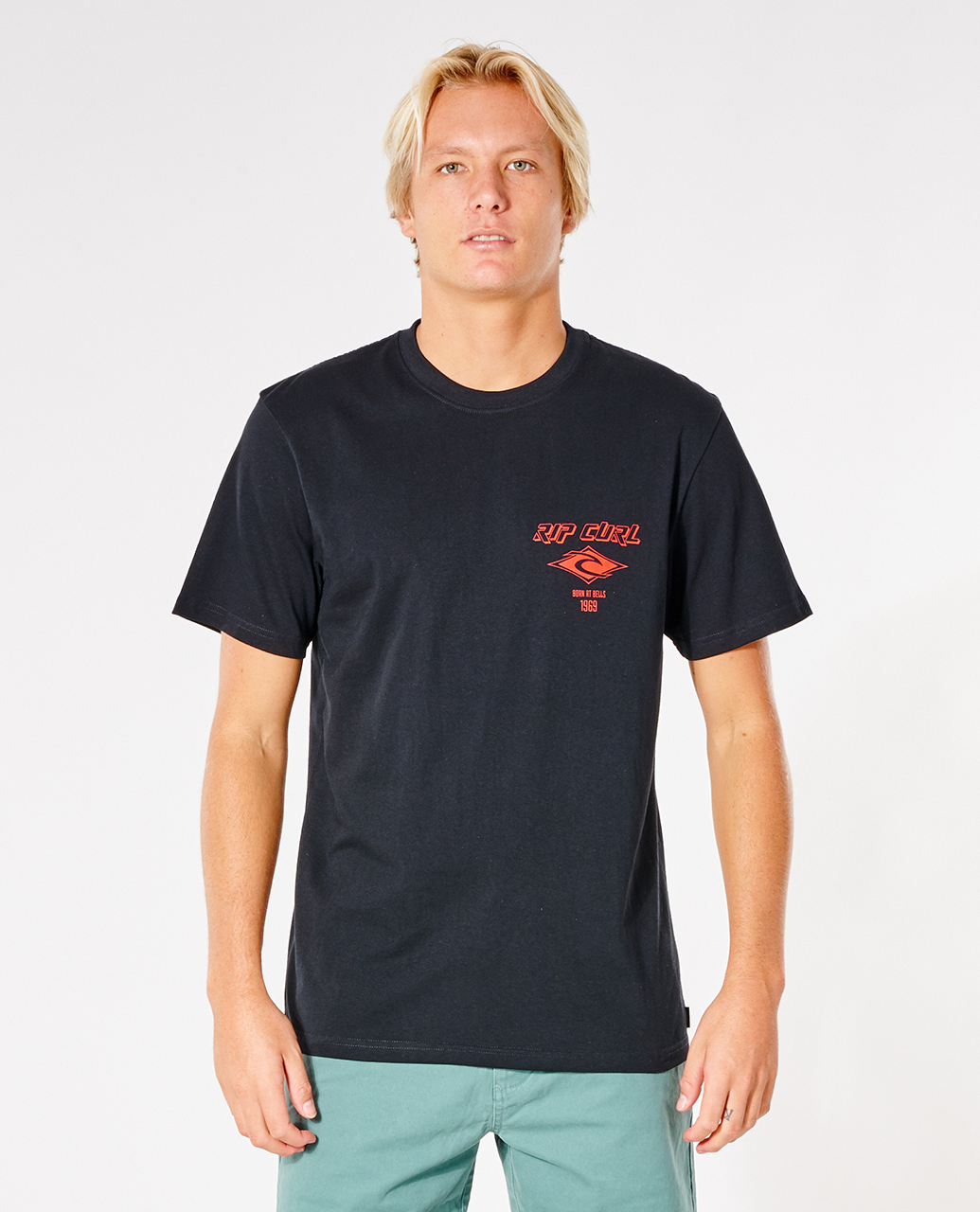 

Футболка мужская Rip Curl FADE OUT ICON TEE черная S, FADE OUT ICON TEE