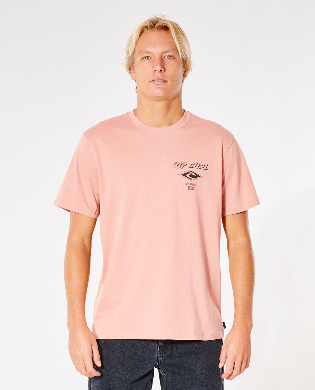 

Футболка мужская Rip Curl FADE OUT ICON TEE розовая XL, FADE OUT ICON TEE