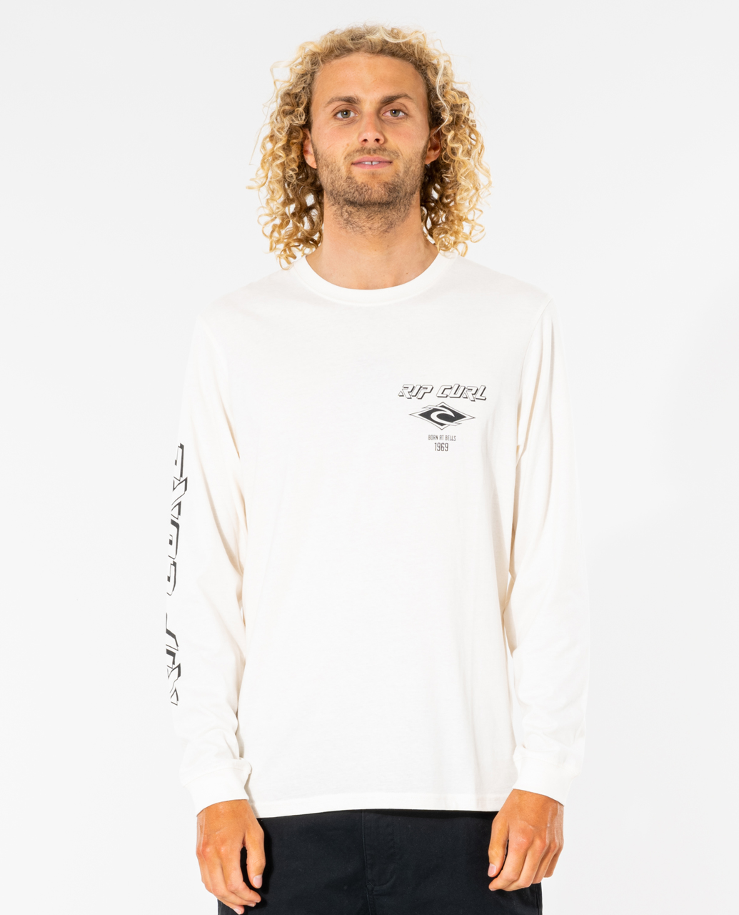 

Лонгслив мужской Rip Curl FADE OUT ICON L/S TEE белый S, FADE OUT ICON L/S TEE