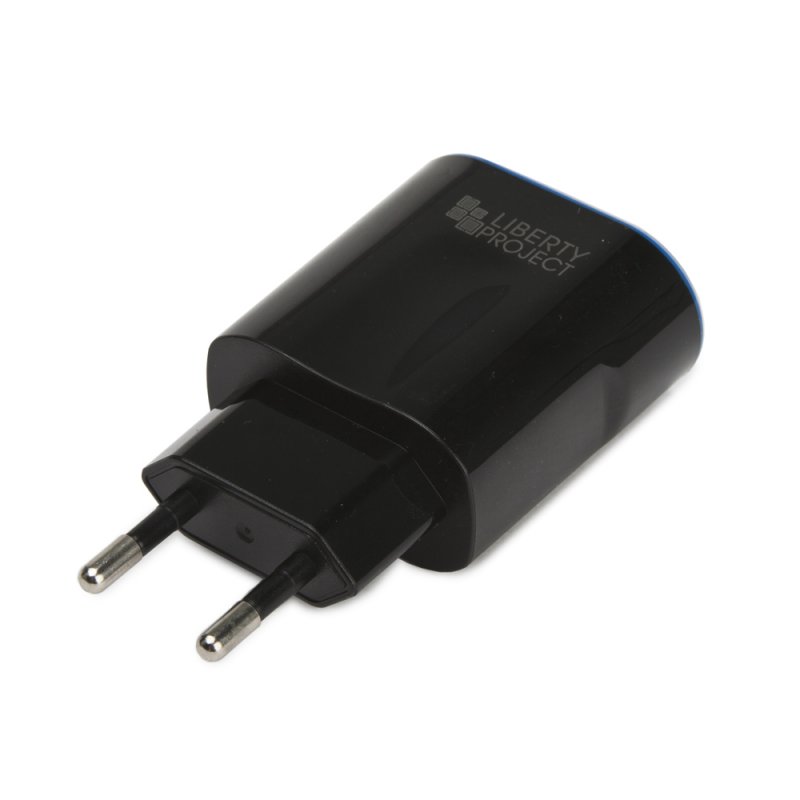 фото Сзу lp с двумя выходами usb 2,4a + кабель usb type-c classic plus (черное/коробка) liberty project