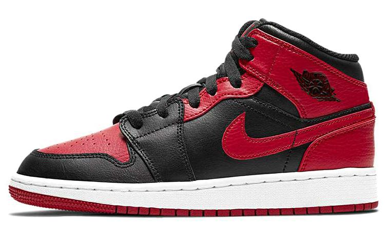 

Кеды унисекс Jordan Air Jordan 1 Mid Banned GS разноцветные 39 EU, Разноцветный, Air Jordan 1 Mid Banned GS