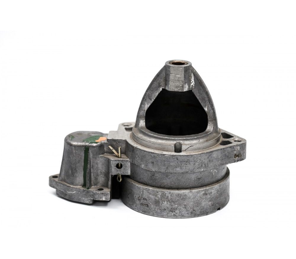 

Крышка стартера передняя VW Transporter T4 1.9D/2.4D/2.5TD 91-03 Krauf sbb7630ba