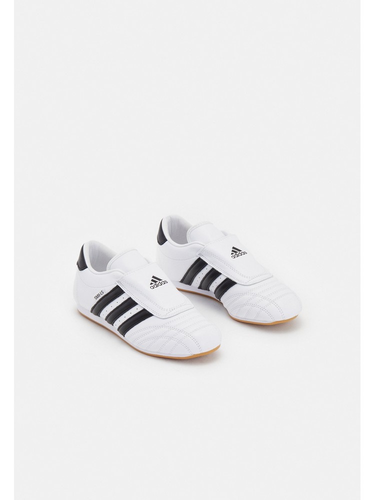 

Кроссовки женские Adidas Originals AD111A2O6 белые 42 2/3 EU, Белый, AD111A2O6