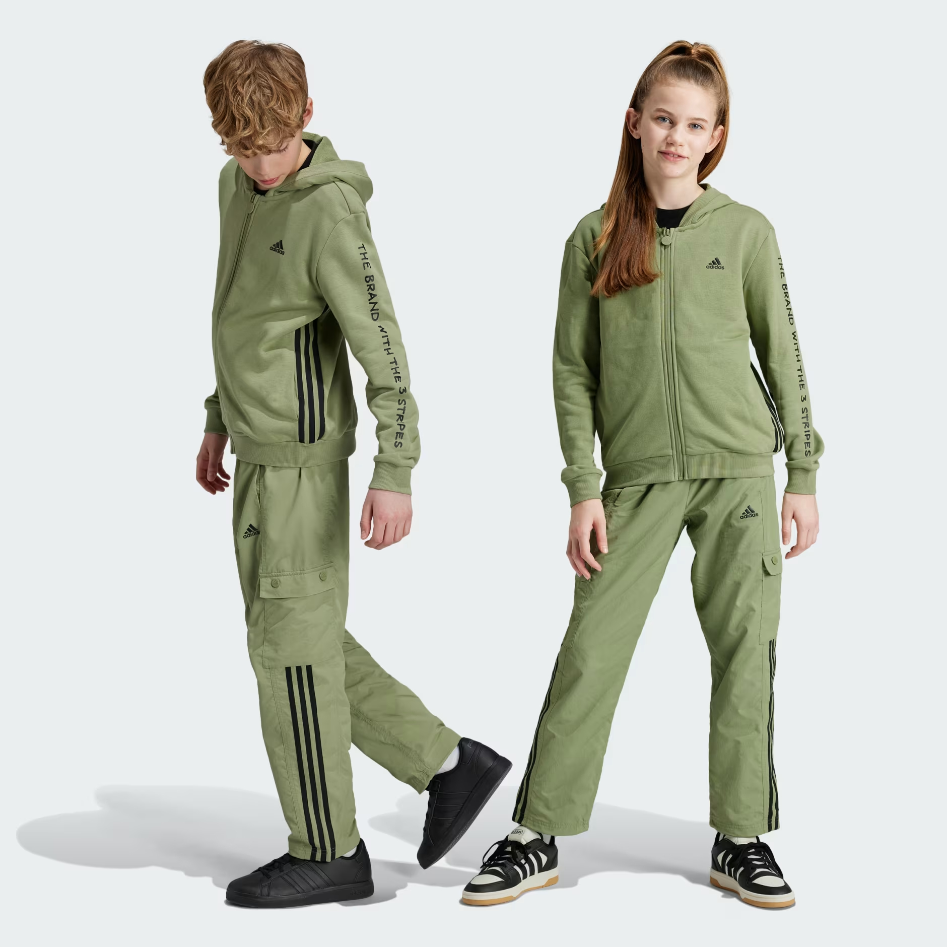 

Брюки детские Adidas Street Jam Woven IV9456 зеленые 152, Зеленый, Street Jam Woven