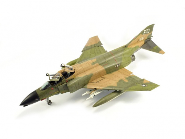 

Сборная модель Tamiya 1/32 F-4 C/D Phantom II 60305