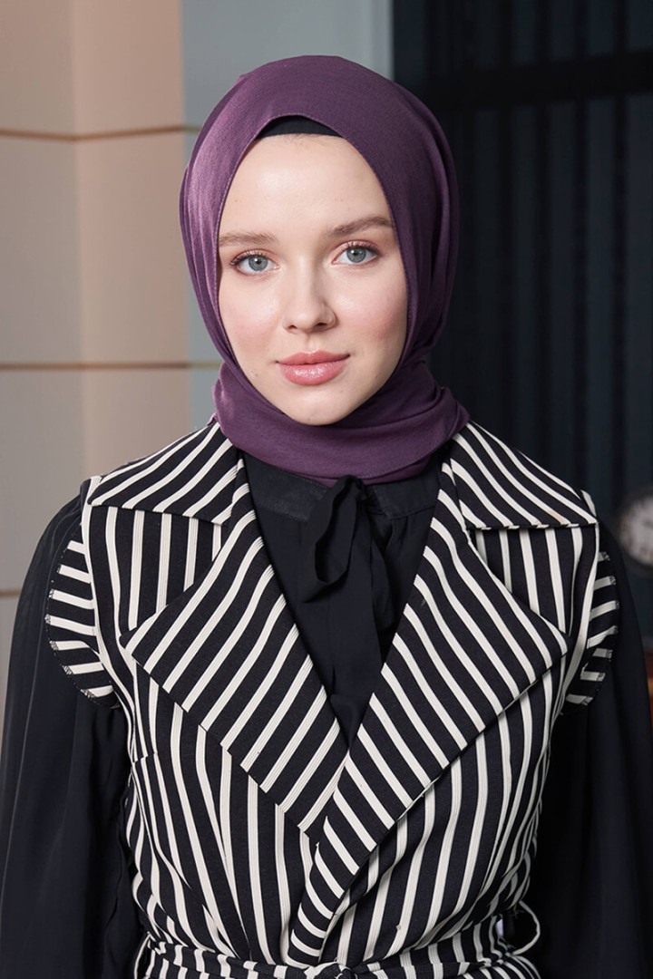 

Палантин женский Madame Polo 5711, фиолетовый (доставка из-за рубежа), 5711