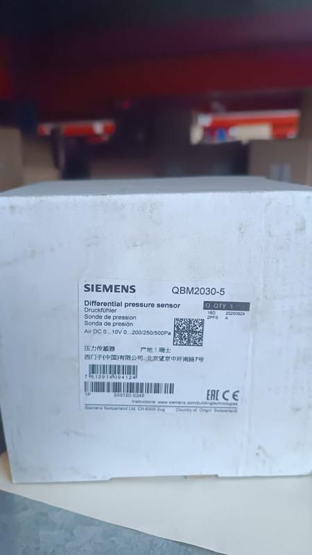 

Датчик перепада давления S55720S245 0…200Па Siemens QBM20305