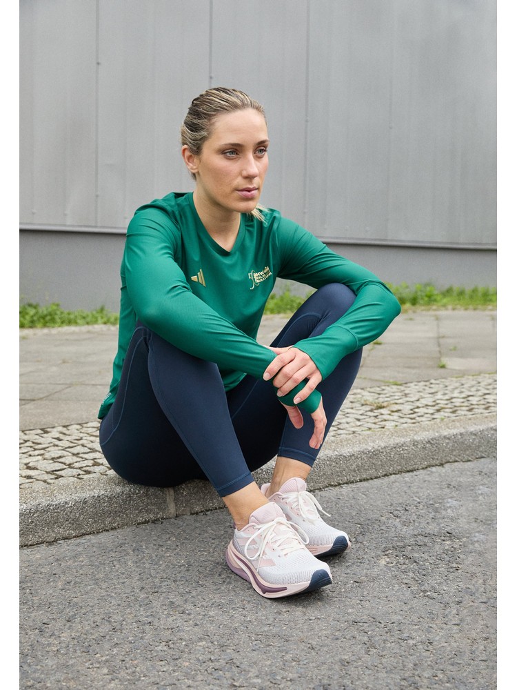 

Кроссовки женские Adidas AD541A2BT розовые 40 2/3 EU, Розовый, AD541A2BT