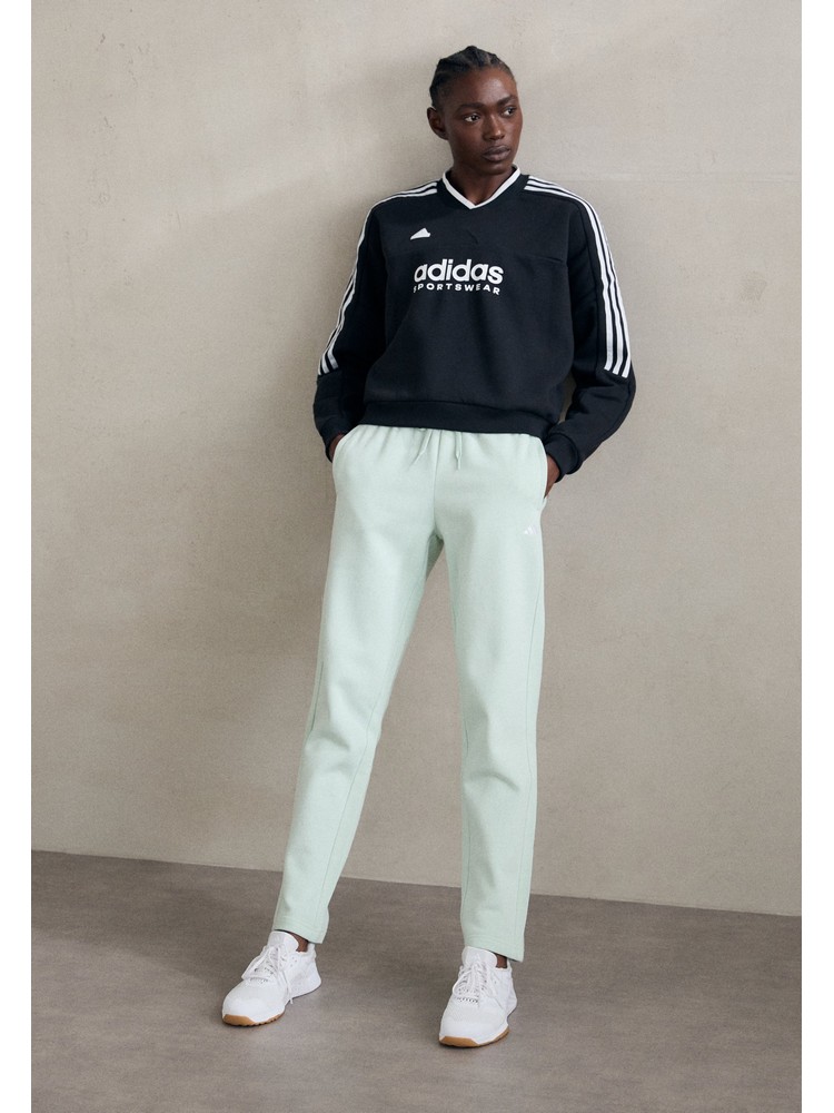 

Кроссовки женские Adidas AD541A2CW белые 46 EU, Белый, AD541A2CW