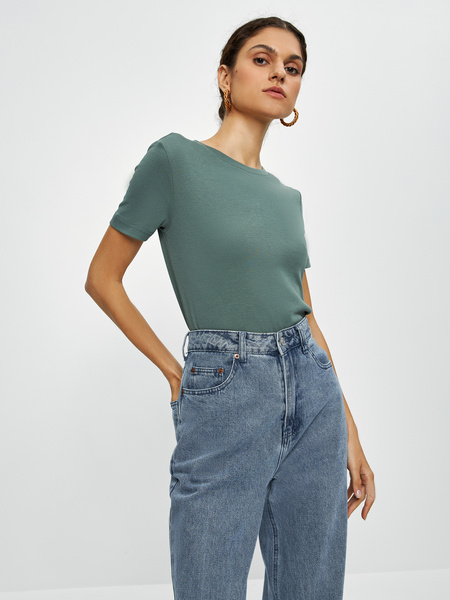 

Футболка женская ZARINA 3121512412 зеленая XS, 3121512412