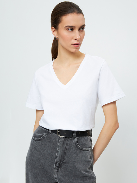 

Футболка женская ZARINA 3123501403 белая XS, 3123501403