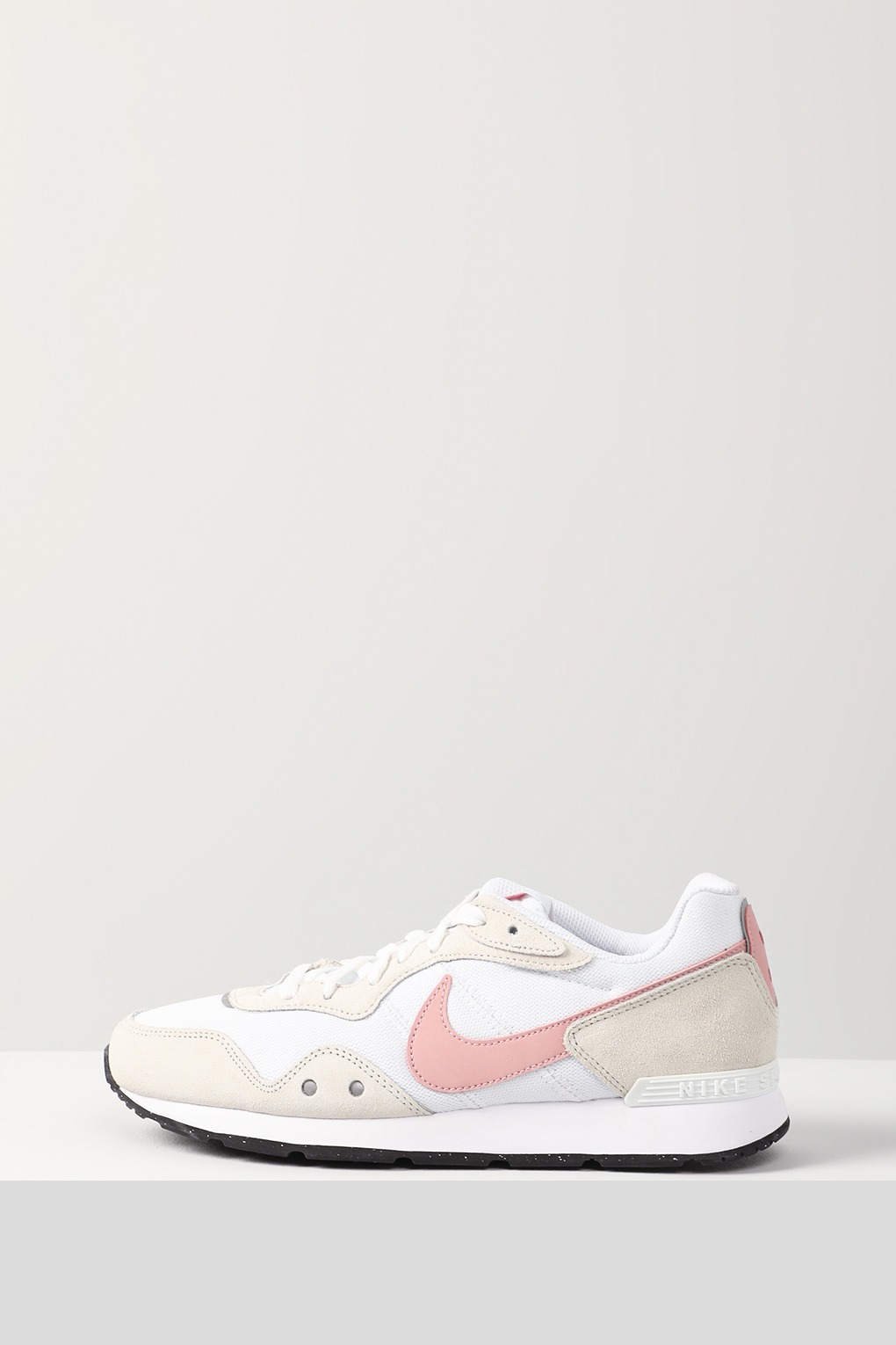 

Кроссовки женские Nike CK2948-104 белые 9 US, Белый, CK2948-104