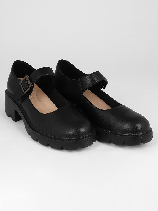 

Туфли женские Ferlenz 85 черные 37 RU, Черный, 85
