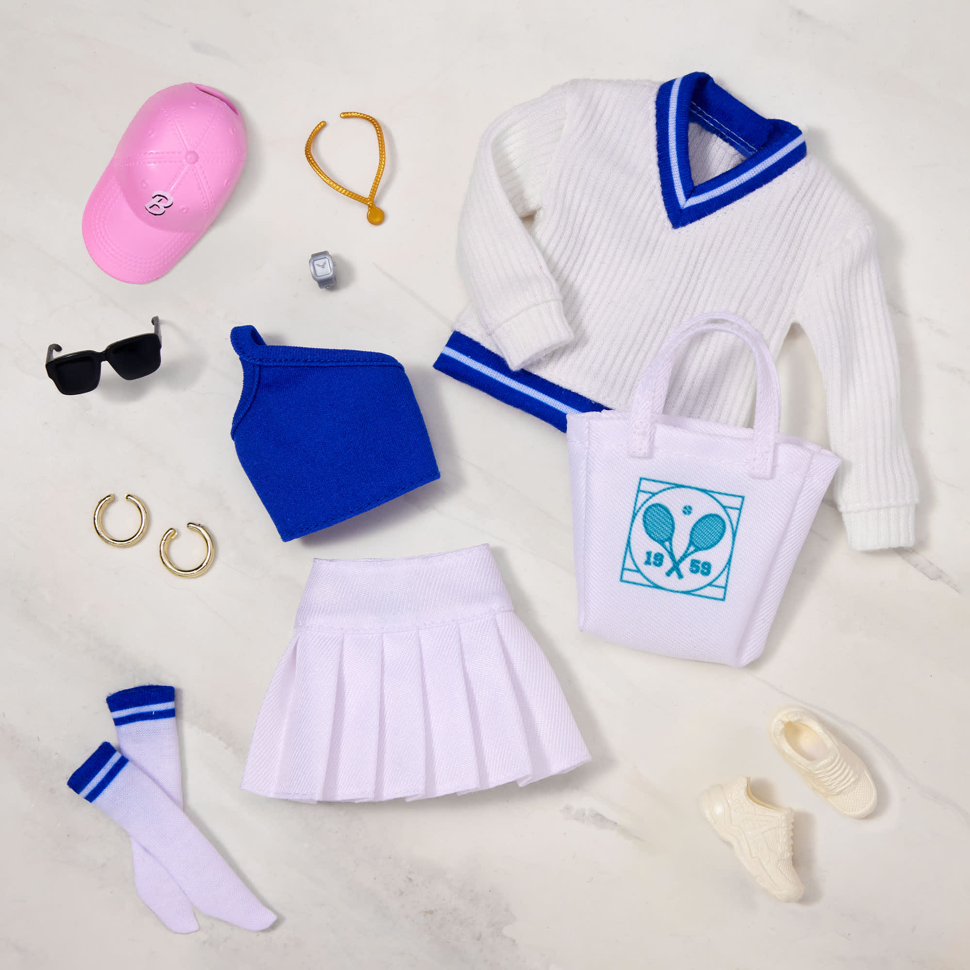 

Одежда и аксессуары для куклы Барби Barbie Style Теннисный корт, Белый;синий