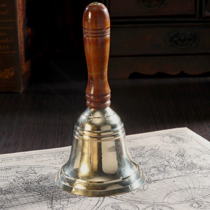 

Колокольчик латунь "Мираж" рукоять дерево 8,5х8,5х18 см Sima-Land